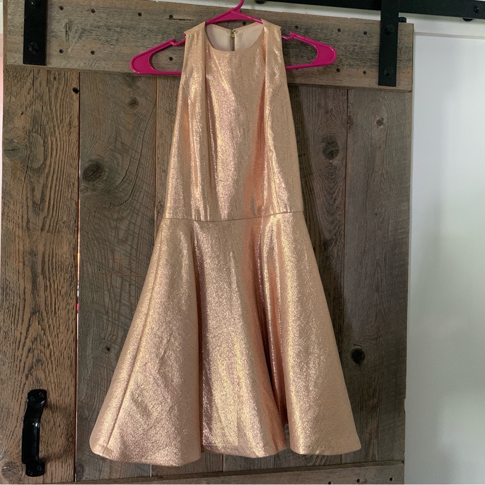 Women’s 4 ALICE + OLIVIA Lia Metallic Rose Gold High Neck Mini‎ Cocktail Dress